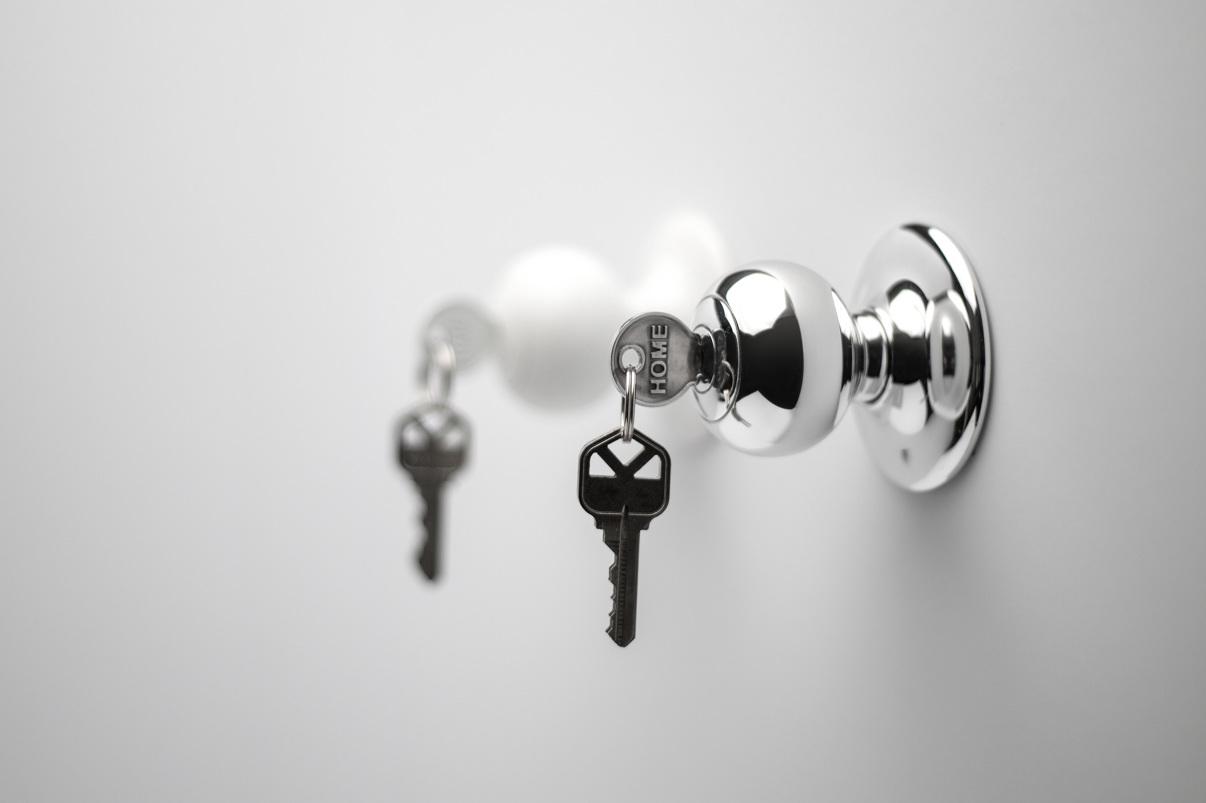 Doorknob Mean Design Studio
